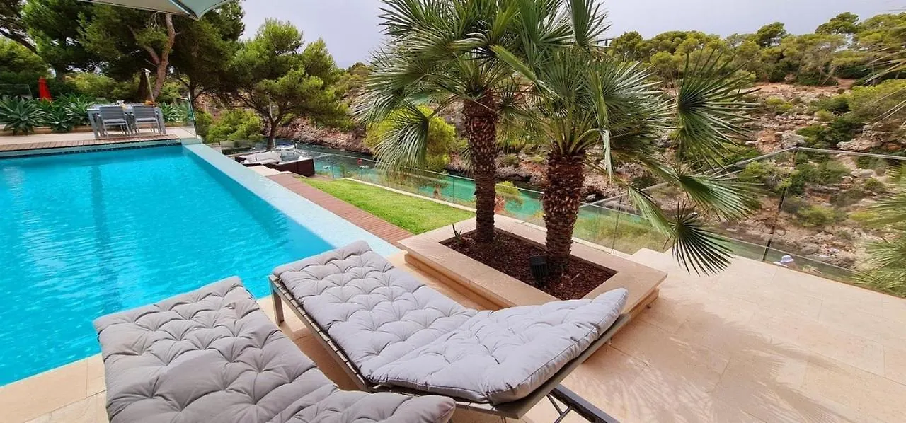 * The Crystal Bay * Luxury Bay And See View Villa Cala Pi  Cala Pi (Mallorca)